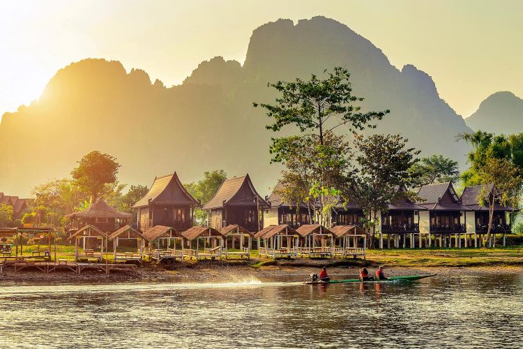 Thành phố Vang Vieng