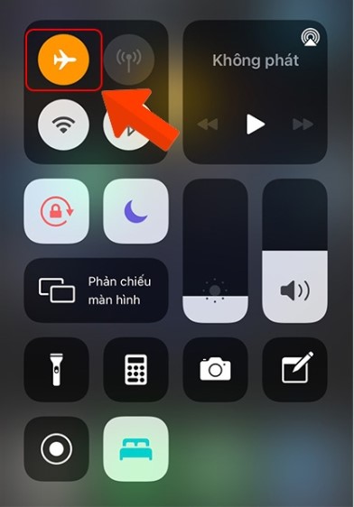 chuyển điện thoại sang chế độ máy bay Điện thoại IOS