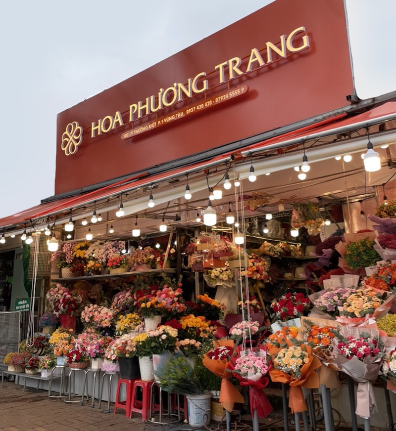 Cửa hàng hoa Phương Trang.