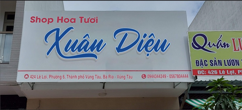 Hoa tươi Xuân Diệu.