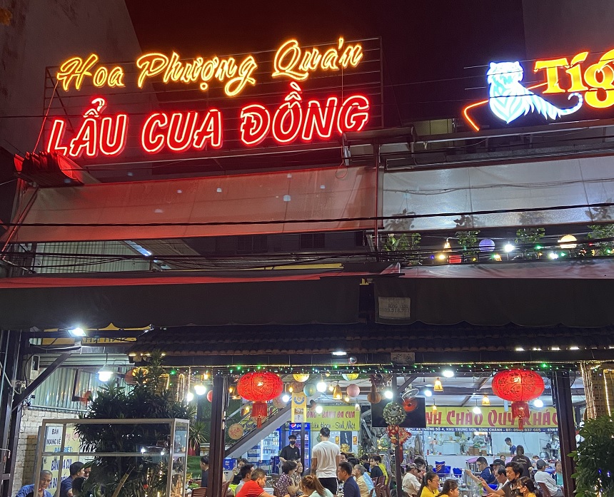 Đánh giá quán lẩu cua đồng Hoa Phượng có ngon không, giá cả?