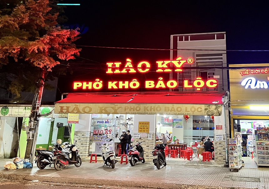 Đánh giá phở khô Hào Ký Bảo Lộc có ngon không thực đơn có gì.