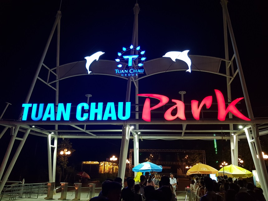 Công viên Tuần Châu Park Hạ Long có gì, giá vé, đánh giá.