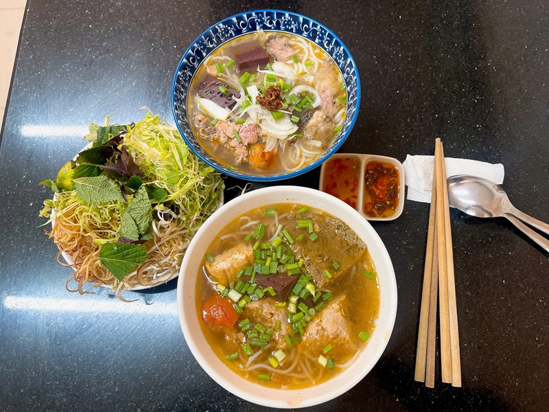 Bún riêu Cua Đồng 279.