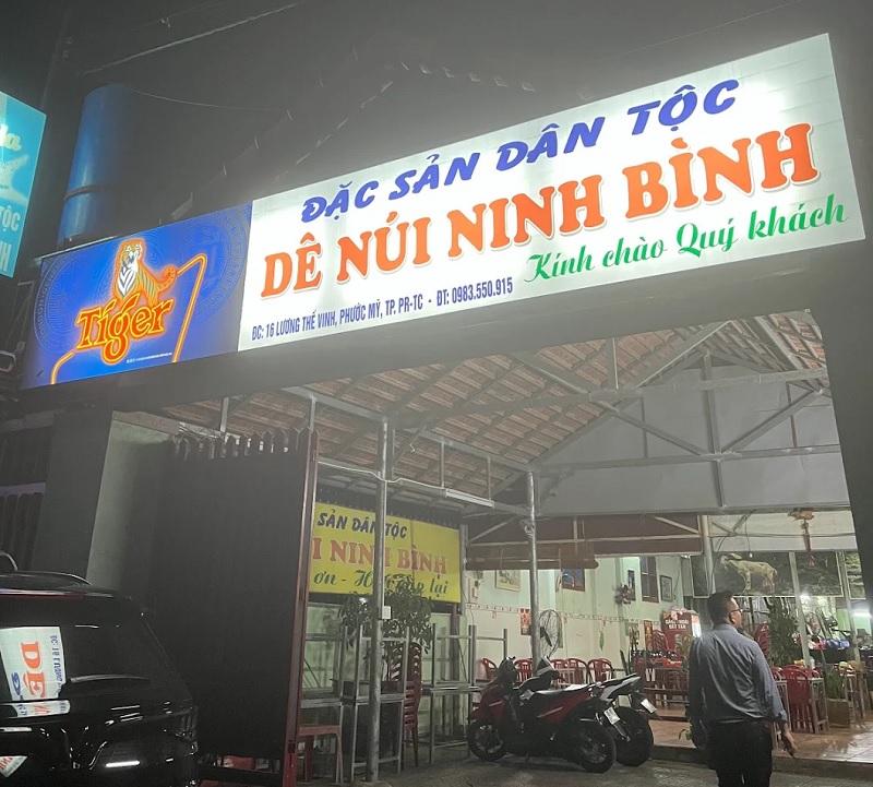 Dê núi Ninh Bình.