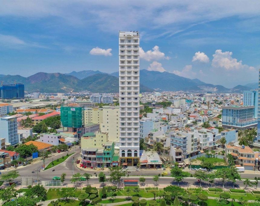 Imperial Hotel Nha Trang là khách sạn mấy sao?